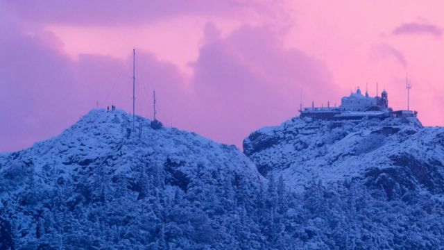 _117316266_greecesnowyhillsgettyimages.jpg